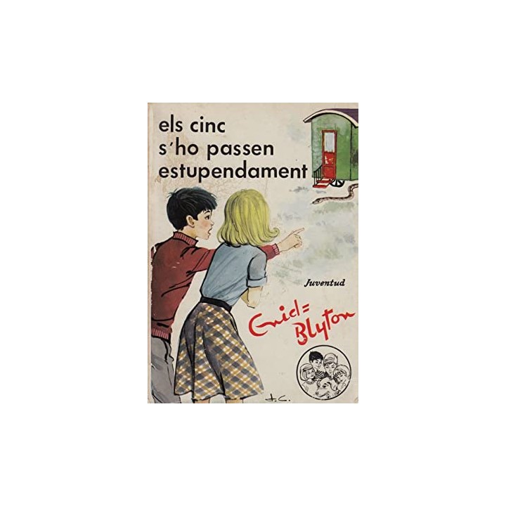 Els cinc s'ho passen estupendament